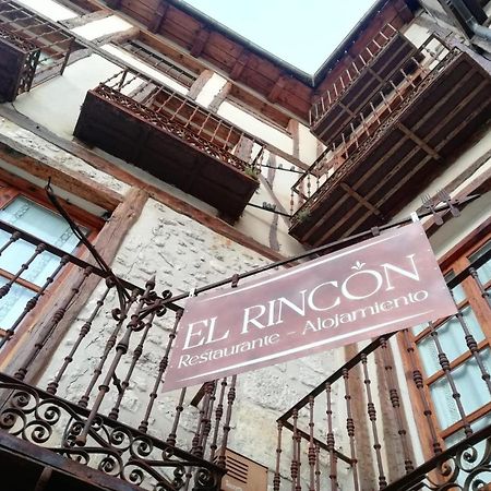 El Rincon Hotel Cuellar Bagian luar foto